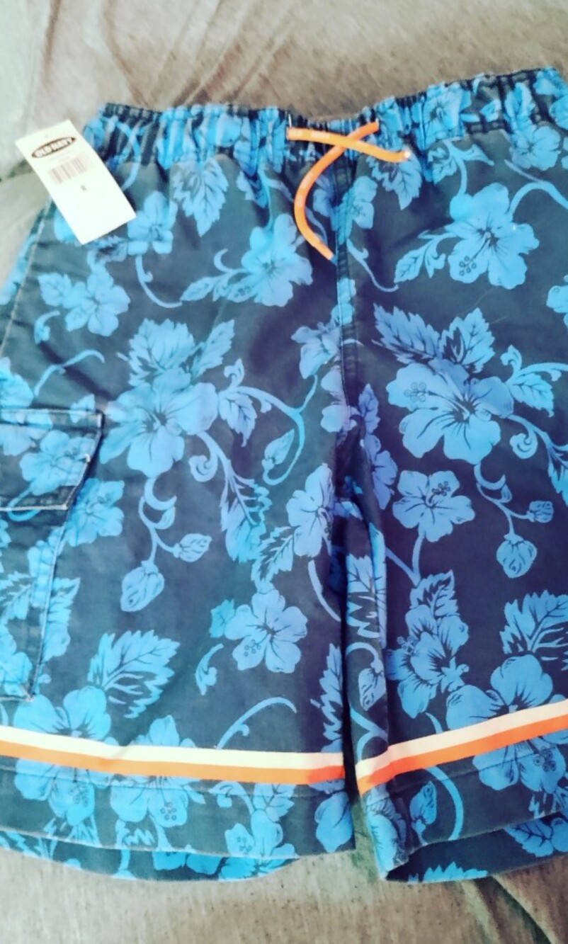 New Old Navy Boys Sz 8 Swim Trunks
